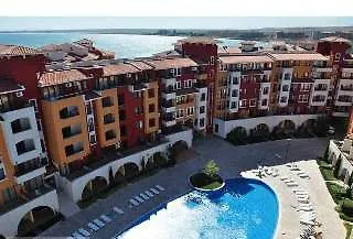 Marina Cape Szálloda 4*